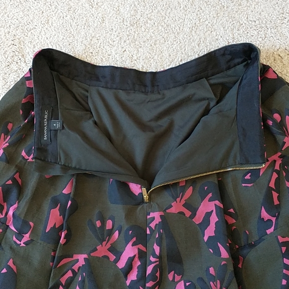 🚫SOLD🚫 Banana Republic Pink Pleated Mini Skirt - Picture 9 of 12